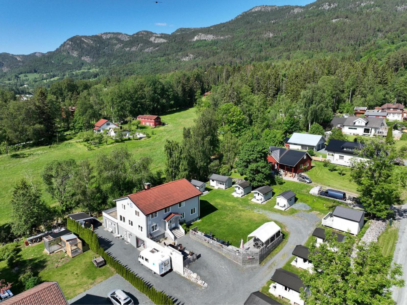 Guest house Hovsto *