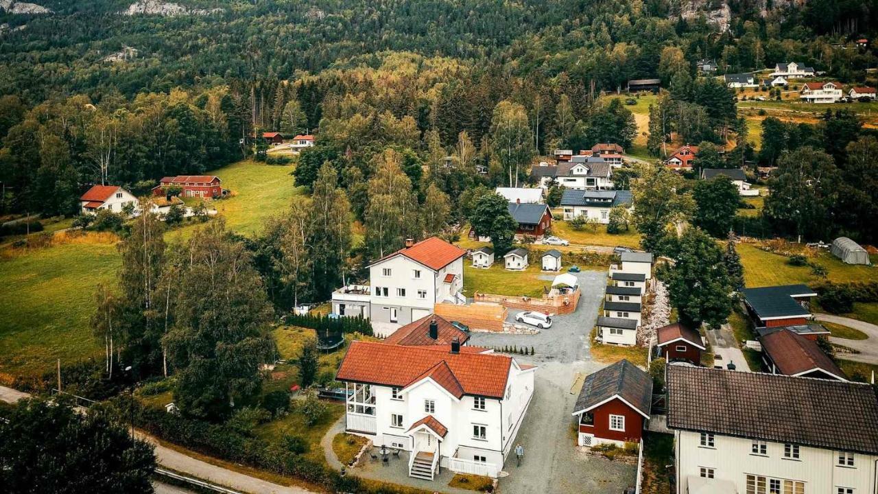 Hovsto Guest house *